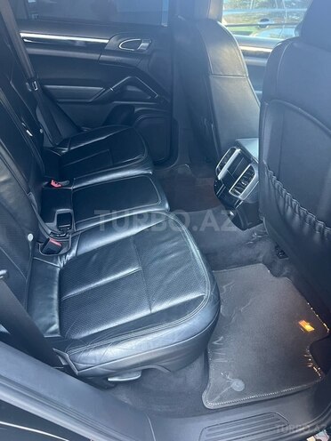 Porsche Cayenne 2011, 174,500 km - 3.6 l - Bakı