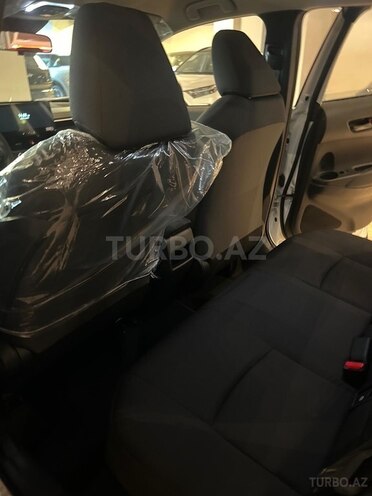 Toyota Corolla Cross 2025, 0 km - 2.0 л - Bakı