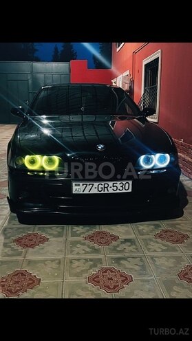 BMW 530 2001, 327,000 km - 3.0 l - Yevlax