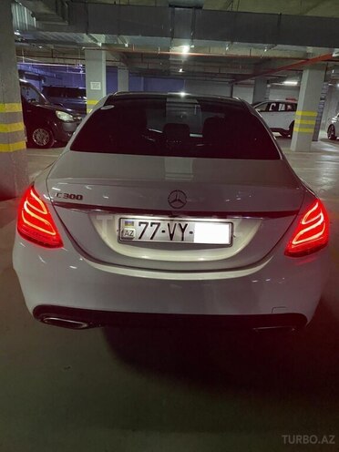 Mercedes C 300 2018, 124,217 km - 2.0 l - Bakı
