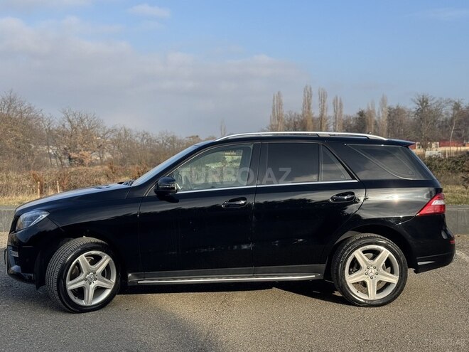 Mercedes ML 350 4MATIC 2013, 140,000 km - 3.5 l - Quba