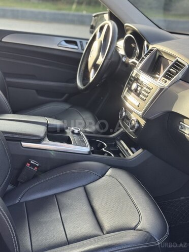 Mercedes ML 350 4MATIC 2013, 140,000 km - 3.5 l - Quba