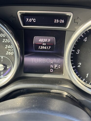 Mercedes ML 350 4MATIC 2013, 140,000 km - 3.5 l - Quba