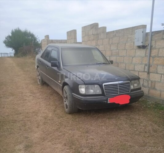 Mercedes E 230 1990, 396,000 km - 2.3 l - Qusar