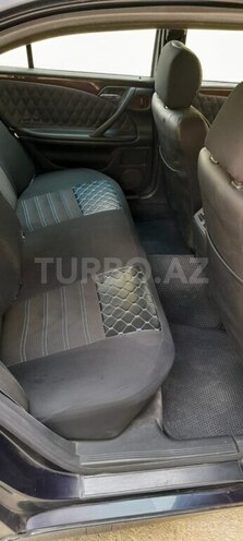 Mercedes E 220 d 2000, 526,500 km - 2.2 l - Sumqayıt