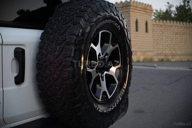 Jeep Wrangler 2023, 30,800 km - 2.0 л - Bakı