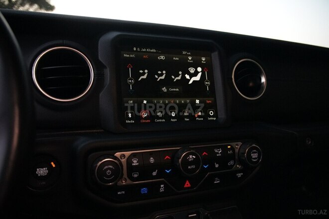 Jeep Wrangler 2023, 30,800 km - 2.0 л - Bakı