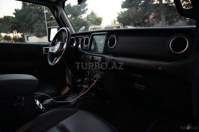 Jeep Wrangler 2023, 30,800 km - 2.0 л - Bakı