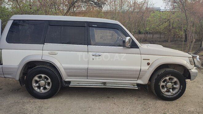Mitsubishi Pajero 1995, 250,000 km - 2.8 л - Şirvan