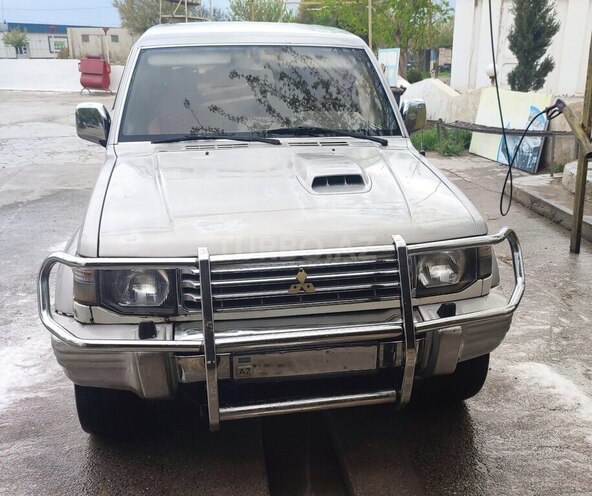 Mitsubishi Pajero 1995, 250,000 km - 2.8 л - Şirvan