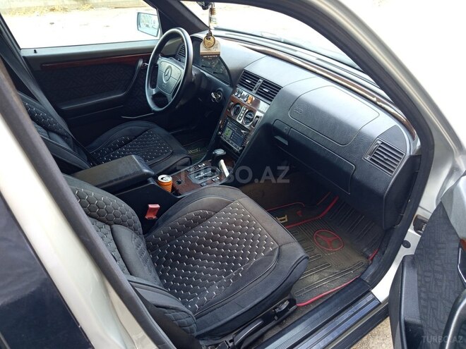 Mercedes C 180 1995, 228,000 km - 1.8 l - Bakı