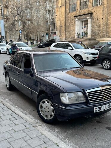 Mercedes E 200 1993, 600,000 km - 2.0 l - Bakı