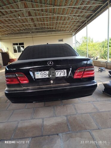 Mercedes E 240 2000, 376,000 km - 2.6 л - Bakı
