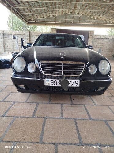 Mercedes E 240 2000, 376,000 km - 2.6 л - Bakı