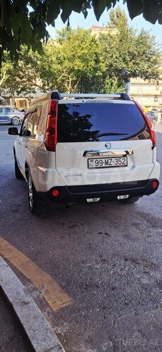 Nissan X-Trail 2010, 267,000 km - 2.5 л - Bakı