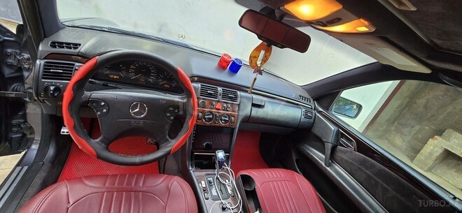 Mercedes E 230 1996, 513,410 km - 2.3 l - Masallı