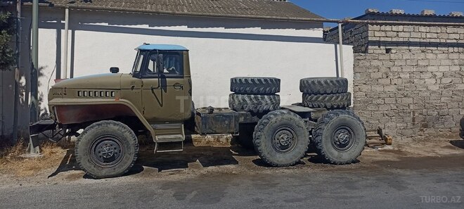 Ural 4320 1979, 350,000 km - 11.0 l - Bakı