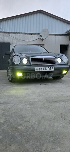 Mercedes E 230 1996, 513,410 km - 2.3 l - Masallı
