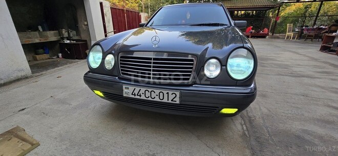 Mercedes E 230 1996, 513,410 km - 2.3 l - Masallı