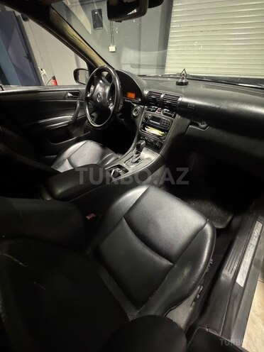 Mercedes C 180 2003, 247,000 km - 1.8 l - Bakı