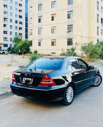 Mercedes C 180 2003, 247,000 km - 1.8 l - Bakı