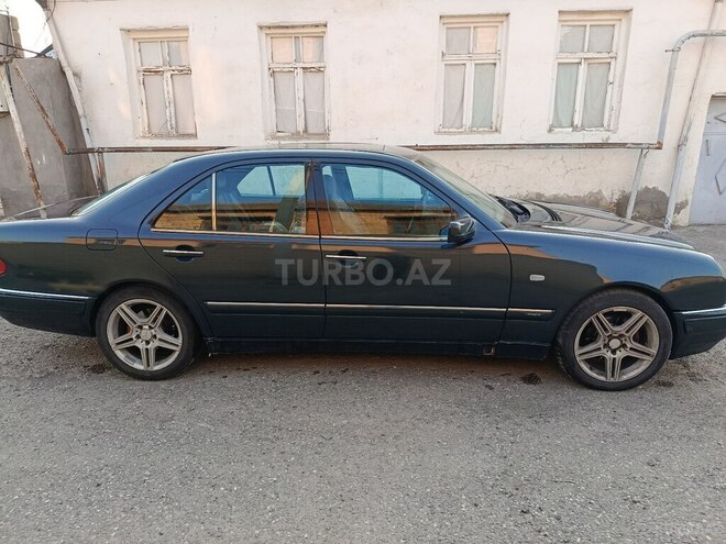 Mercedes E 240 1998, 430,000 km - 2.4 l - Gəncə