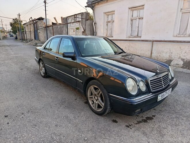Mercedes E 240 1998, 430,000 km - 2.4 l - Gəncə