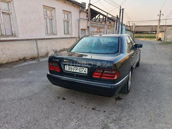 Mercedes E 240 1998, 430,000 km - 2.4 l - Gəncə