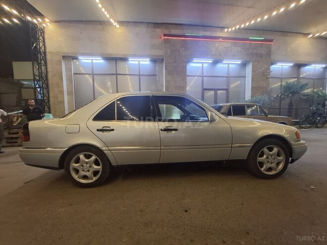 Mercedes C 200 1996, 135,000 km - 2.0 l - Sabirabad