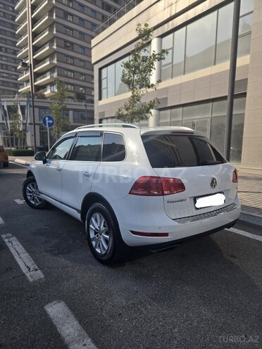 Volkswagen Touareg 2014, 143,000 km - 3.6 l - Bakı