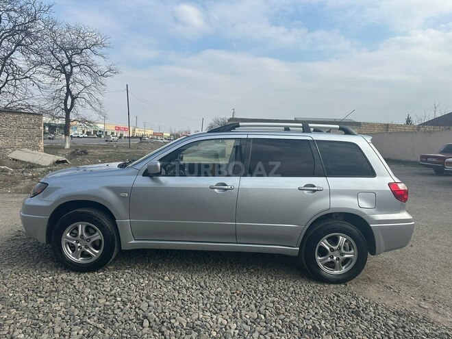 Mitsubishi Outlander 2003, 234,155 km - 2.4 l - Gəncə