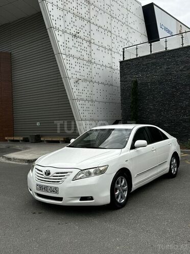 Toyota Camry 2007, 284,000 km - 2.4 л - Salyan