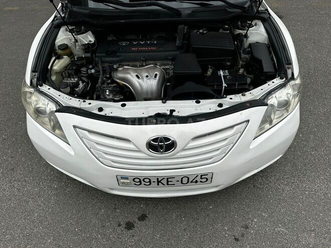 Toyota Camry 2007, 284,000 km - 2.4 л - Salyan