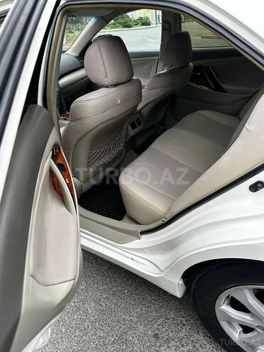 Toyota Camry 2007, 284,000 km - 2.4 л - Salyan
