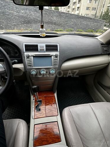 Toyota Camry 2007, 284,000 km - 2.4 л - Salyan