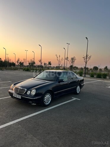 Mercedes E 220 d 2002, 326,287 km - 2.2 л - Bakı
