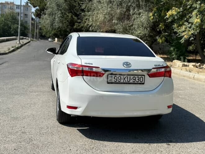 Toyota Corolla 2014, 131,000 km - 1.6 l - Bakı