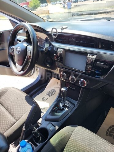 Toyota Corolla 2014, 131,000 km - 1.6 l - Bakı