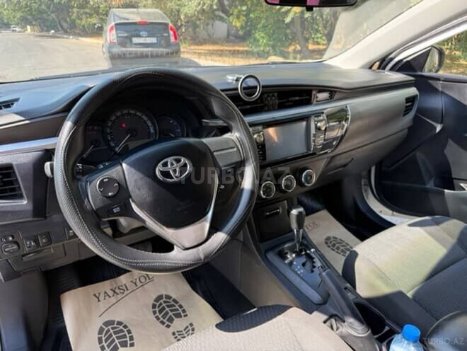 Toyota Corolla 2014, 131,000 km - 1.6 l - Bakı