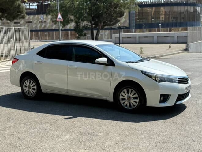 Toyota Corolla 2014, 131,000 km - 1.6 l - Bakı