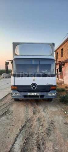 Mercedes Atego 818 2001, 656,000 km - 4.3 l - Bakı