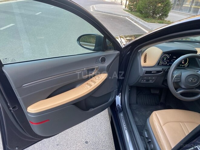 Hyundai Sonata 2023, 20,000 km - 2.0 л - Bakı