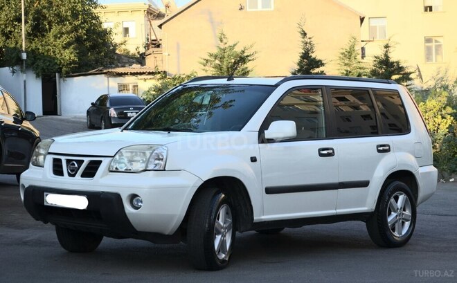 Nissan X-Trail 2011, 240,000 km - 2.5 л - Bakı