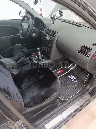 Ford Mondeo 2002, 235,000 km - 2.0 l - Bakı
