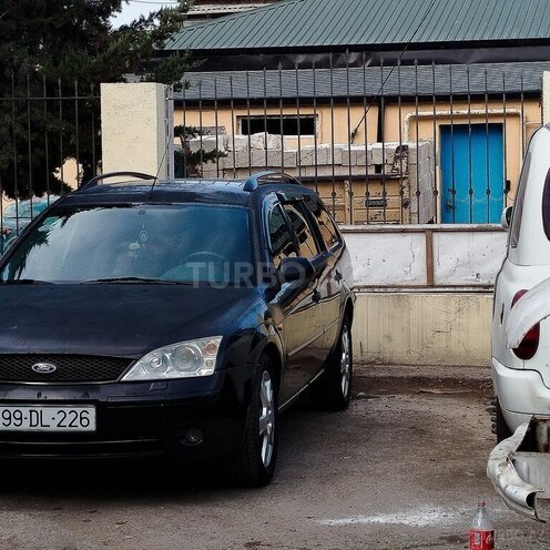 Ford Mondeo 2002, 235,000 km - 2.0 l - Bakı