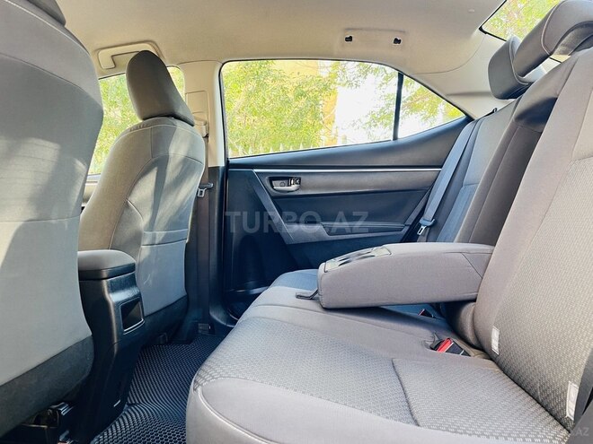 Toyota Corolla 2018, 125,000 km - 1.6 l - Bakı