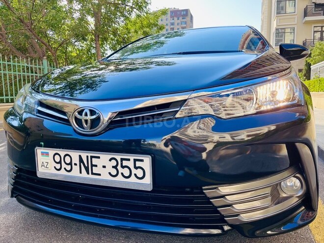 Toyota Corolla 2018, 125,000 km - 1.6 l - Bakı