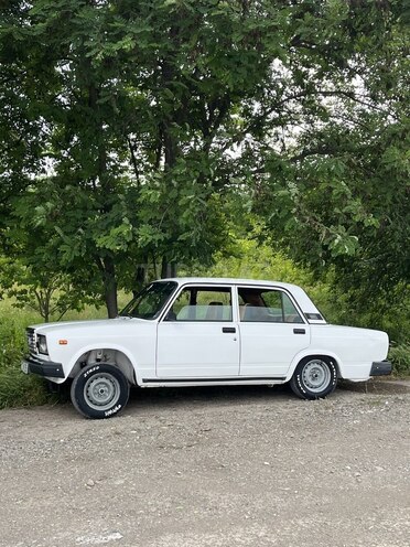 LADA (VAZ) 2107 2003, 300,000 km - 1.6 l - Qazax