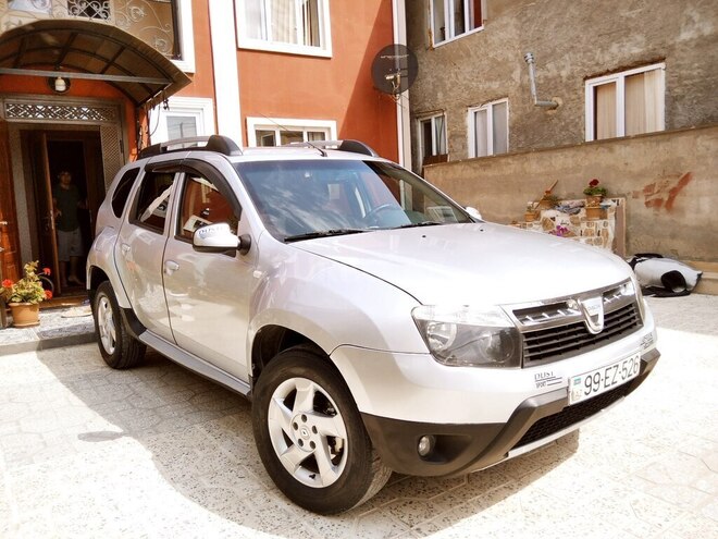 Renault Duster 2013, 185,000 km - 2.0 l - Qusar