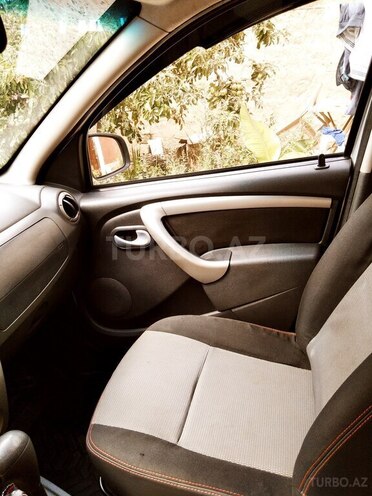 Renault Duster 2013, 185,000 km - 2.0 l - Qusar